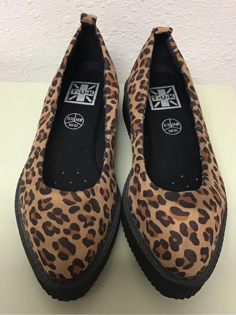 NEW TUK Leopard Print Pointed Toe Creepers Platform Shoes Size 9